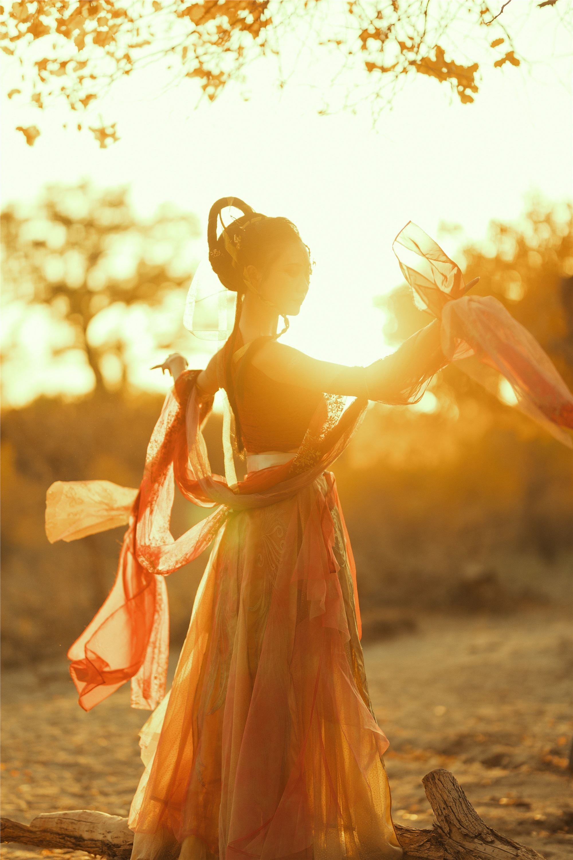 YITUYU艺图语 2021.08.28 胡杨之女 付兮子